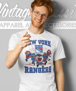 Looney Tunes New York Rangers Hockey T Shirt