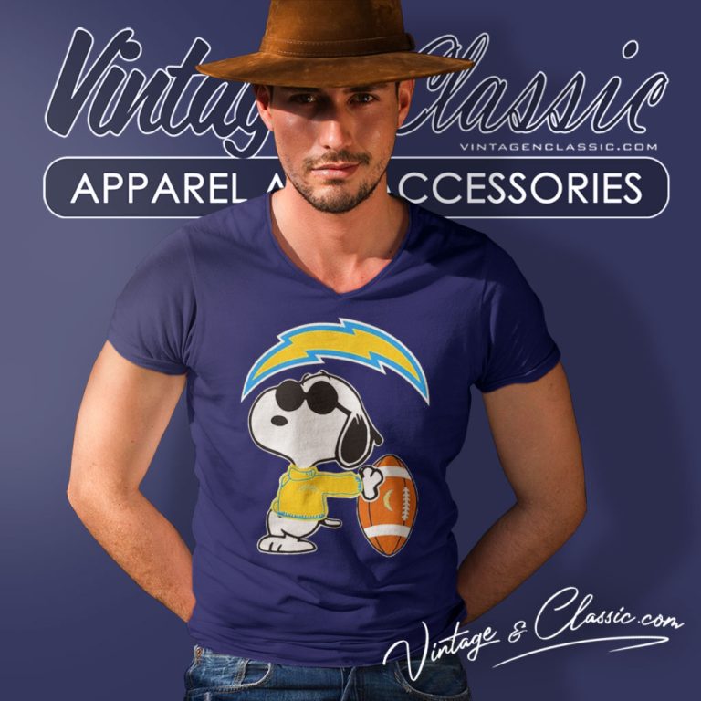 Los Angeles Chargers Snoopy Dog Peanuts V Neck TShirt Los Angeles Chargers Snoopy Dog Peanuts V Neck TShirt