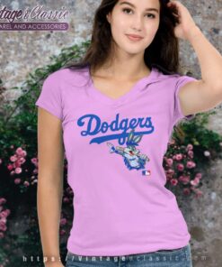 Los Angeles Dodgers Bugs Bunny Shirt 5 Los Angeles Dodgers Bugs Bunny V Neck TShirt