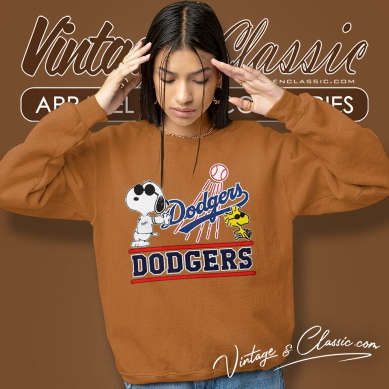 Los Angeles Dodgers Snoopy Woodstock Baseball Sweatshirt Los Angeles Dodgers Snoopy Woodstock Baseball Sweatshirt