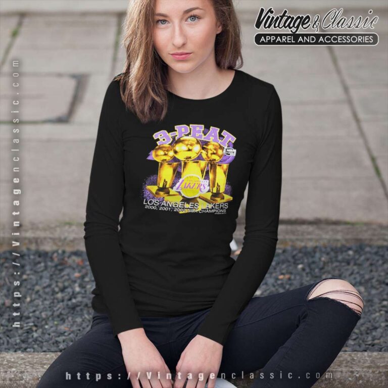 Los Angeles Lakers 3 Peat Champions 2002 Long Sleeve Tee Los Angeles Lakers 3 Peat Champions 2002 Long Sleeve Tee