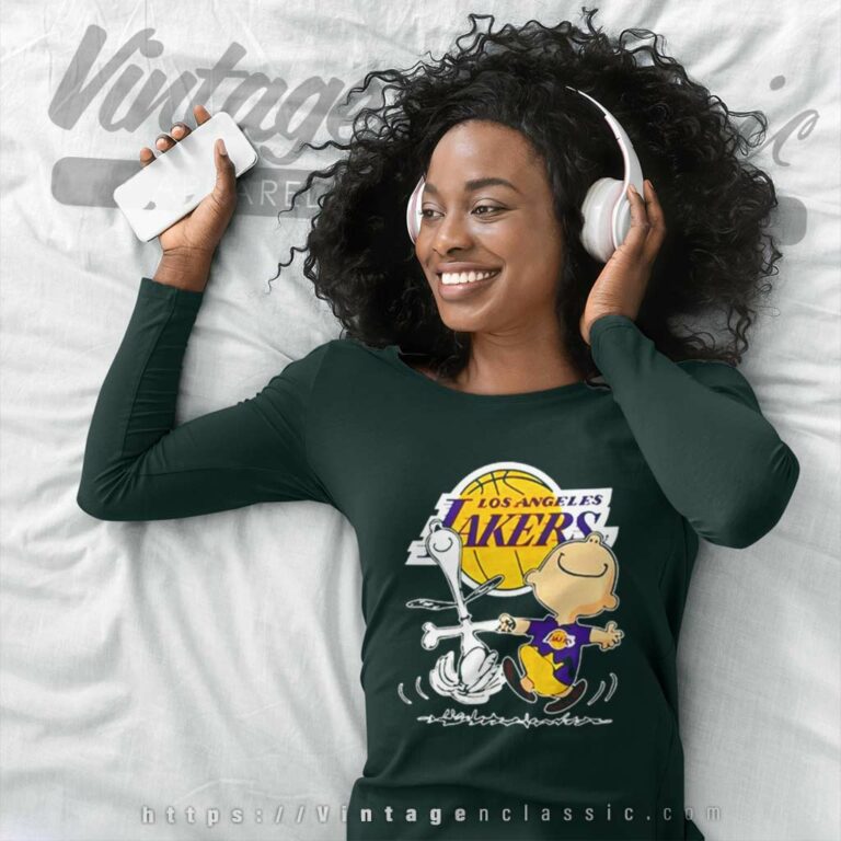 Los Angeles Lakers Charlie Brown Snoopy Dancing Long Sleeve Tee Los Angeles Lakers Charlie Brown Snoopy Dancing Long Sleeve Tee