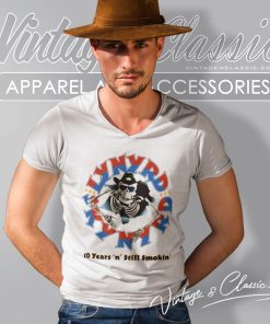 Lynyrd Skynyrd Shirt 10 Years N Still Smokin Tour V Neck TShirt