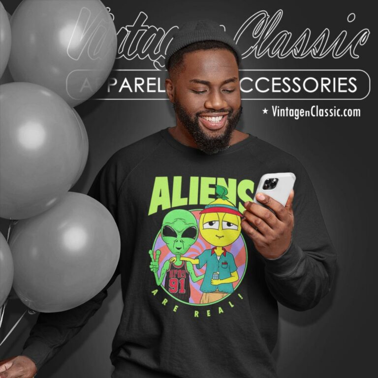 Lyrical Lemonade X Aliens Are Real Sweatshirt Lyrical Lemonade X Aliens Are Real Sweatshirt