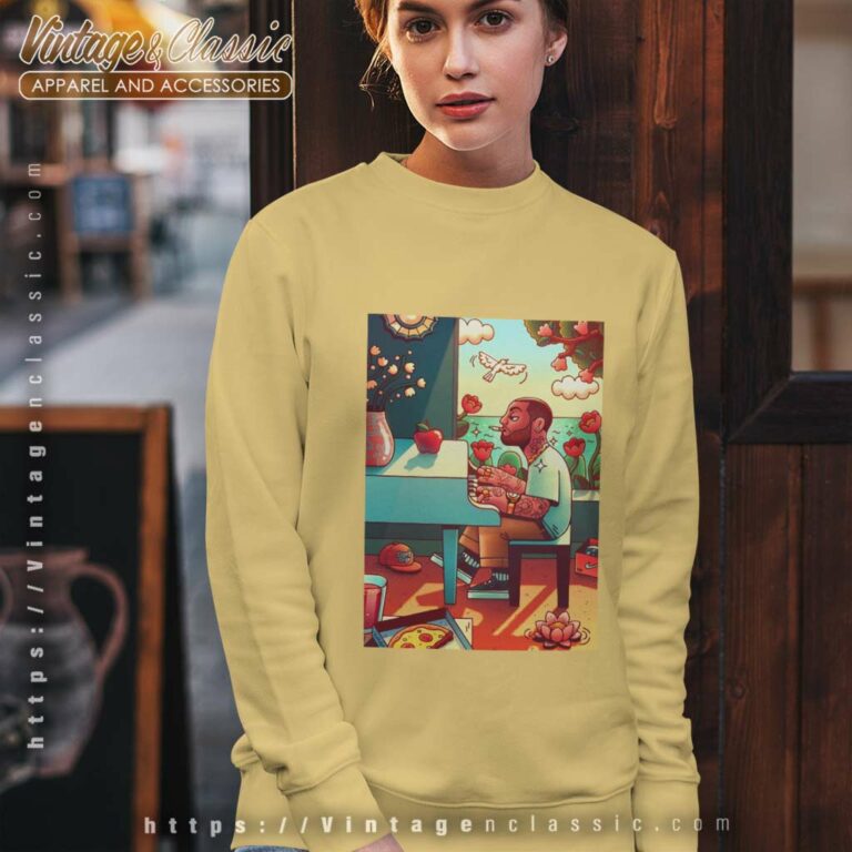 Mac Miller Playing Piano Sweatshirt Mac Miller Playing Piano Sweatshirt