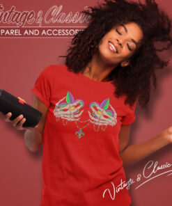 Mardi Gras Boobie Women T Shirt