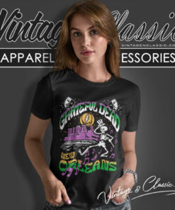Mardi Gras Shirt Grateful Dead Skeleton New Orleans Women T Shirt