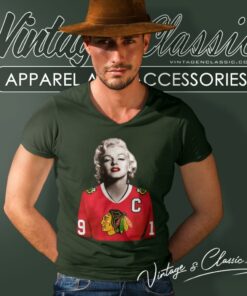 Marilyn Monroe Chicago Blackhawks Toews V Neck TShirt