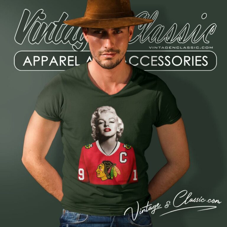 Marilyn Monroe Chicago Blackhawks Toews V Neck TShirt Marilyn Monroe Chicago Blackhawks Toews V Neck TShirt