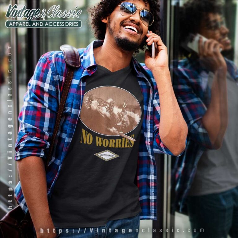 Marvin Bugs Bunny Tasmania No Worries V Neck TShirt Marvin Bugs Bunny Tasmania No Worries V Neck TShirt