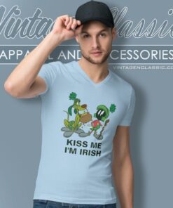 Marvin The Martian St Patricks Day Kiss Me Im Irish V Neck TShirt