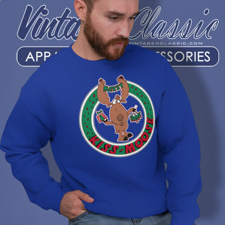 Merry Kiss Moose Christmas Xmas Red 1980s Sweatshirt Merry Kiss Moose Christmas Xmas Red 1980s Sweatshirt