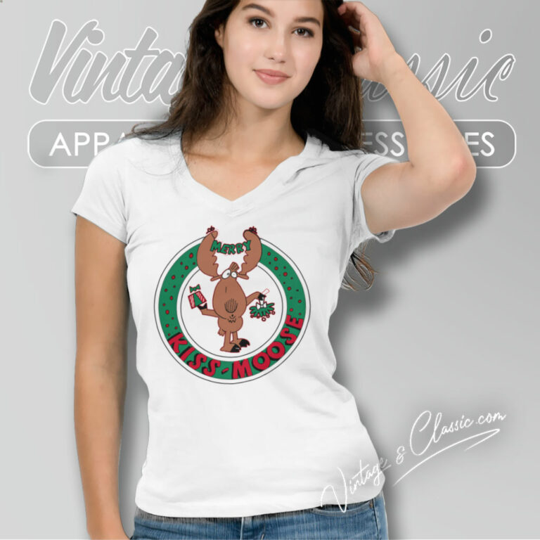 Merry Kiss Moose Christmas Xmas Red 1980s V Neck TShirt Merry Kiss Moose Christmas Xmas Red 1980s V Neck TShirt