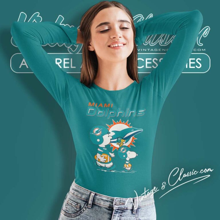 Miami Dolphins Snoopy Charlie Brown And Woodstock Long Sleeve Tee Miami Dolphins Snoopy Charlie Brown And Woodstock Long Sleeve Tee