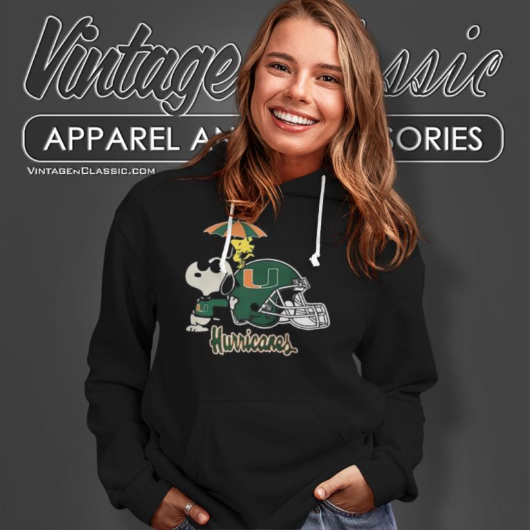 Miami Hurricanes Snoopy Happy Vacation Hoodie Miami Hurricanes Snoopy Happy Vacation Hoodie