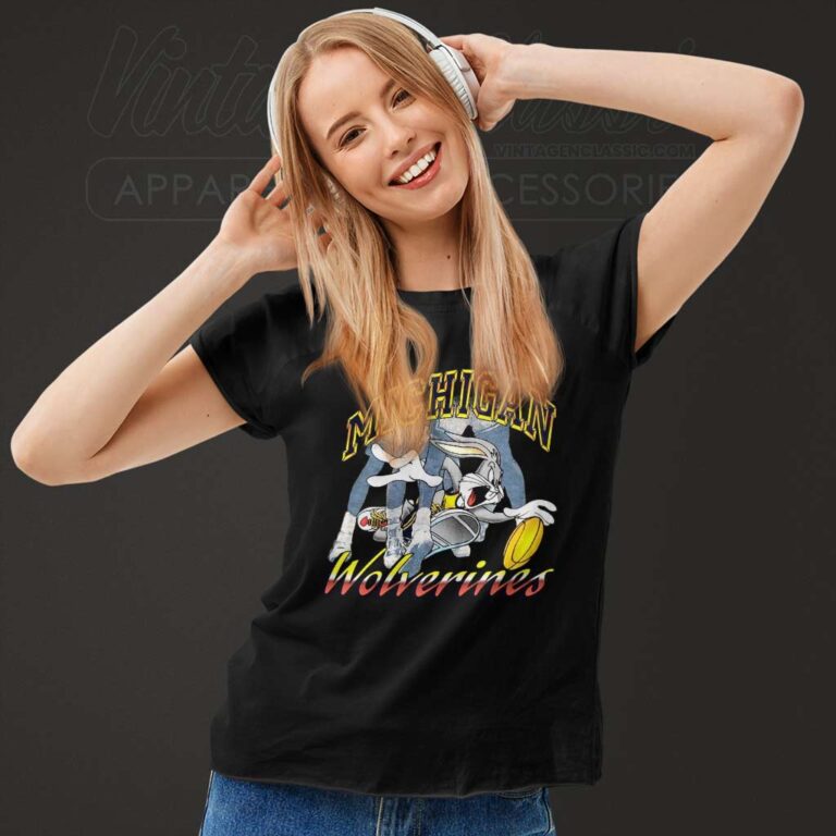 Michigan Wolverines Bugs Bunny Women TShirt Michigan Wolverines Bugs Bunny Women TShirt