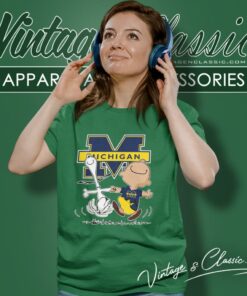 Michigan Wolverines Charlie Brown Snoopy Dancing Shirt 6 Michigan Wolverines Charlie Brown Snoopy Dancing Women T Shirt