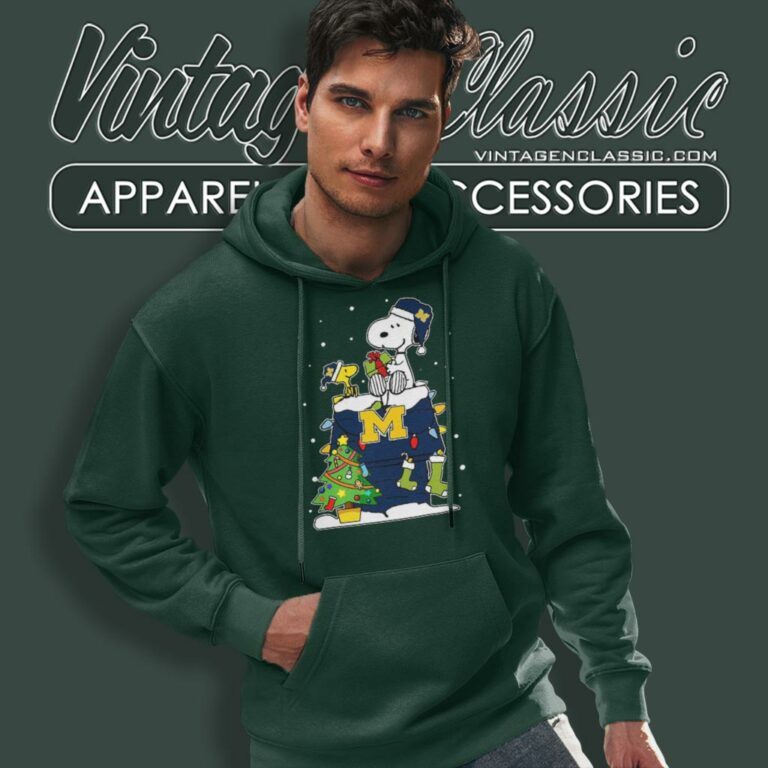 Michigan Wolverines Merry Christmas Snoopy Woodstock Hoodie Michigan Wolverines Merry Christmas Snoopy Woodstock Hoodie
