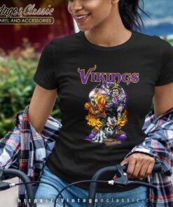 Mickey Vince Lombardi Pumpkin Halloween Trophy Minnesota Vikings Women TShirt