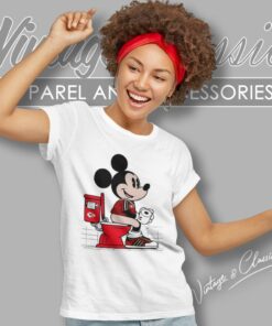 Mickey Mouse San Francisco 49ers Sitting On Kansas City Chiefs Toilet Women T Shirt