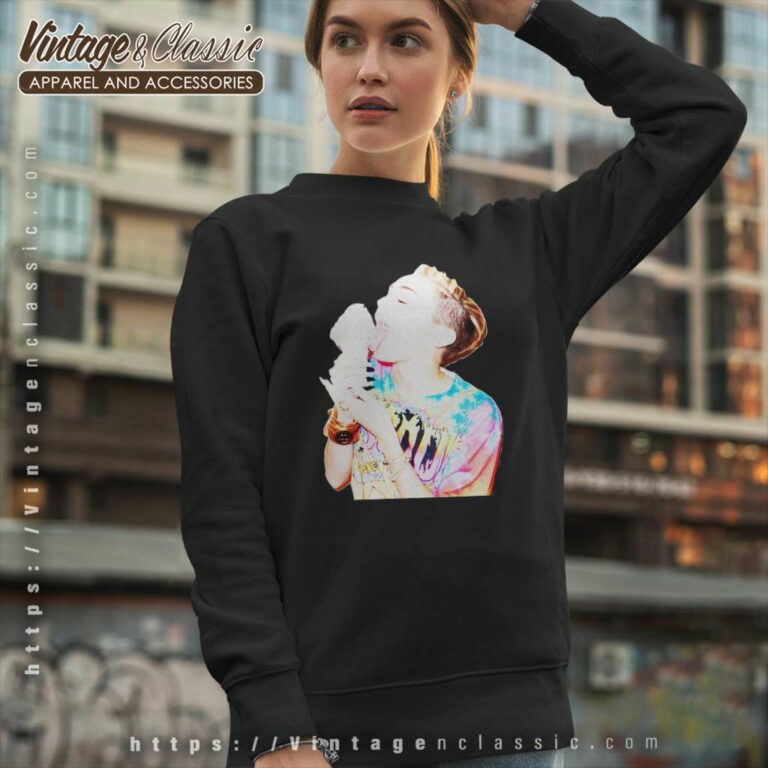 Miley Cyrus Shirt Licking An Ice Cream Sweatshirt Miley Cyrus Shirt Licking An Ice Cream Sweatshirt