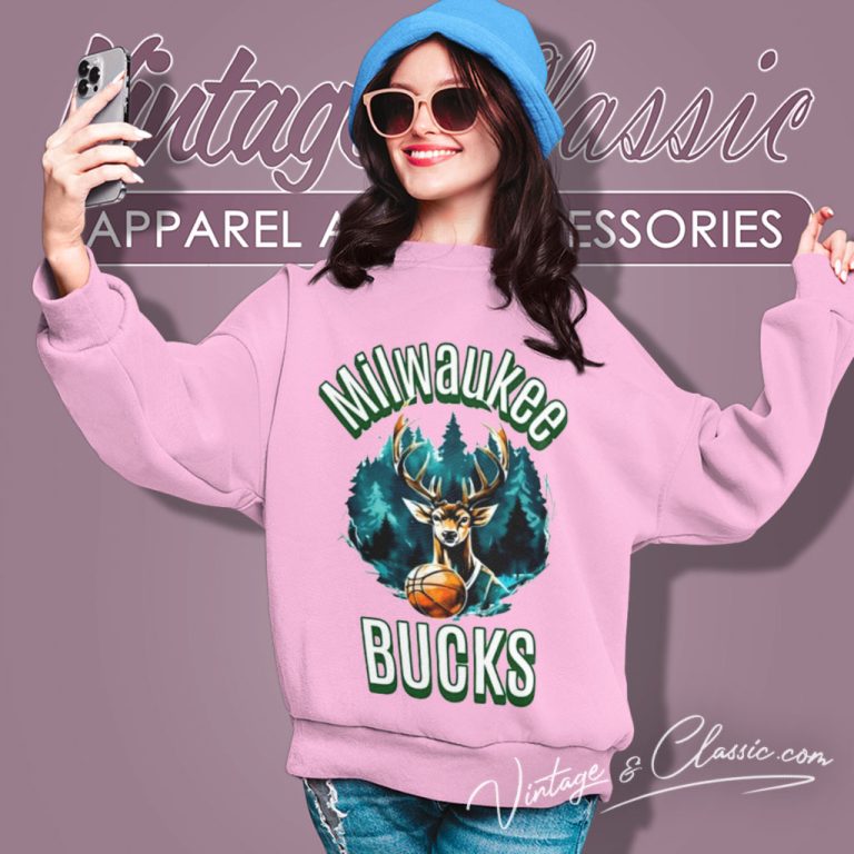Milwaukee Basketball Shirt Milwaukee Bucks 90s Basketball Graphic Sweatshirt Milwaukee Basketball Shirt Milwaukee Bucks 90s Basketball Graphic Sweatshirt