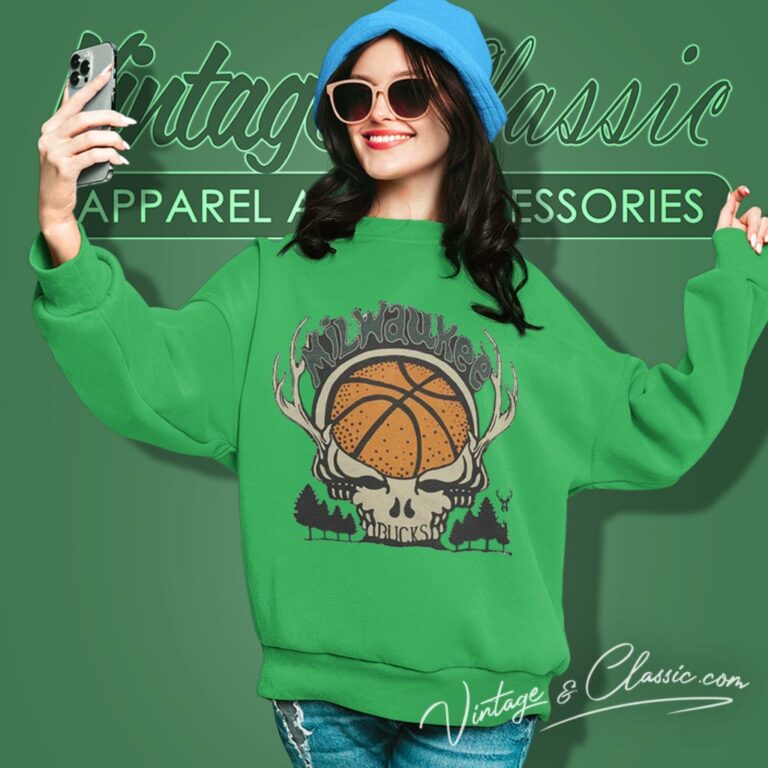Milwaukee Bucks Grateful Dead Skull Sweatshirt Milwaukee Bucks Grateful Dead Skull Sweatshirt