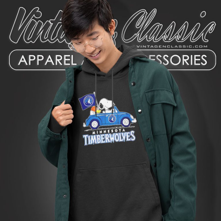Minnesota Timberwolves Basketball Snoopy Dog Driving Car Hoodie Minnesota Timberwolves Basketball Snoopy Dog Driving Car Hoodie