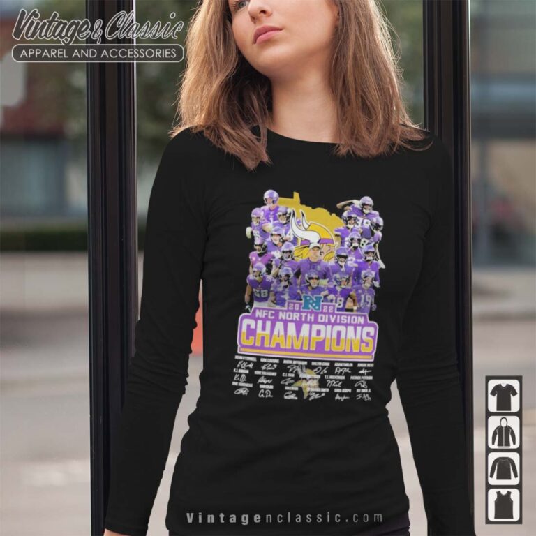 Minnesota Vikings 2022 NFC North Division Champions Signatures Longsleeves Minnesota Vikings 2022 NFC North Division Champions Signatures Longsleeves
