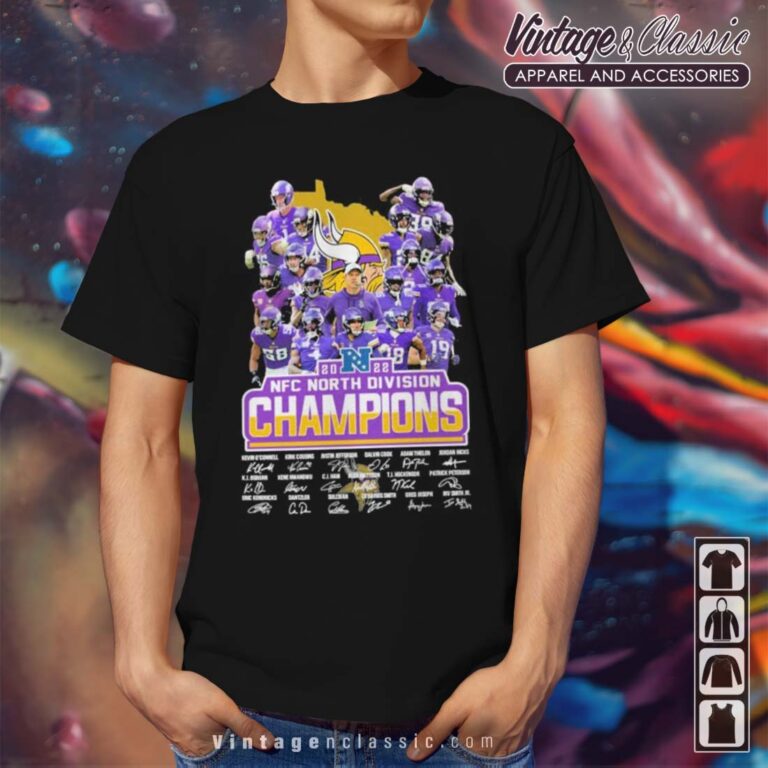 Minnesota Vikings 2022 NFC North Division Champions Signatures Shirt Minnesota Vikings 2022 NFC North Division Champions Signatures Shirt