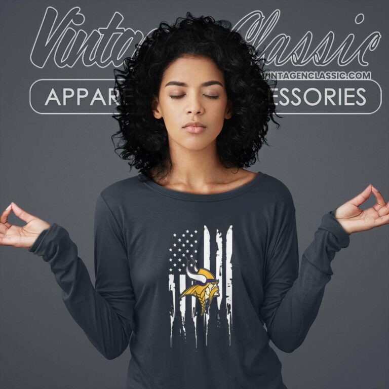 Minnesota Vikings America Flag Long Sleeve Tee Minnesota Vikings America Flag Long Sleeve Tee