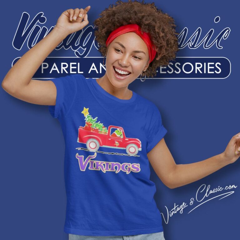 Minnesota Vikings Santa Grinch Driving Truck Christmas Women T Shirt Minnesota Vikings Santa Grinch Driving Truck Christmas Women T Shirt