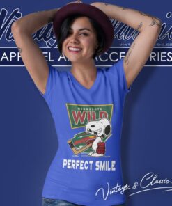 Minnesota Wild Snoopy Perfect Smile The Peanuts Movie Hockey V Neck TShirt