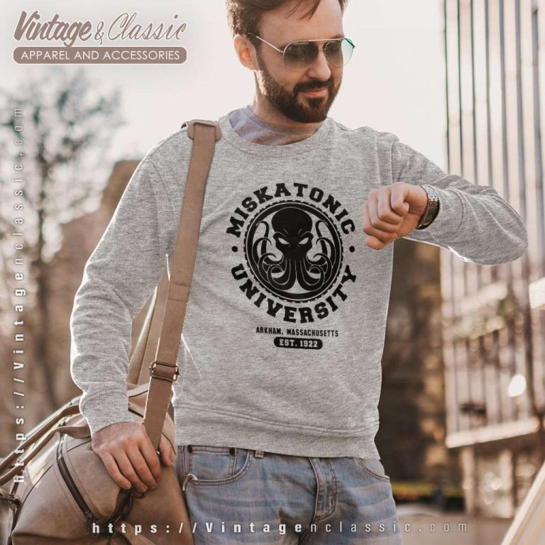 Miskatonic University Arkham Massachusetts Sweatshirt Miskatonic University Arkham Massachusetts Sweatshirt