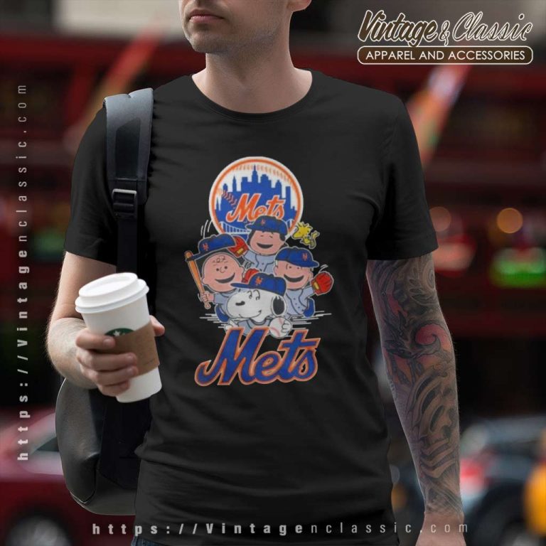 Mlb New York Mets Snoopy Charlie Brown Woodstock The Peanuts T Shirt Mlb New York Mets Snoopy Charlie Brown Woodstock The Peanuts T Shirt