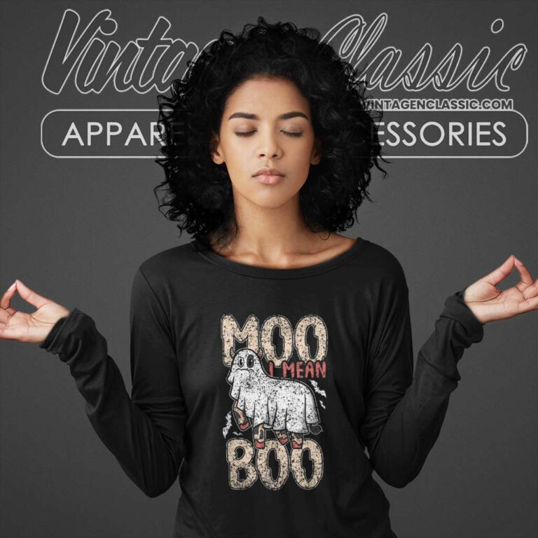 Moo I Mean Boo Ghost Humor Cows Cow Halloween Long Sleeve Tee Moo I Mean Boo Ghost Humor Cows Cow Halloween Long Sleeve Tee