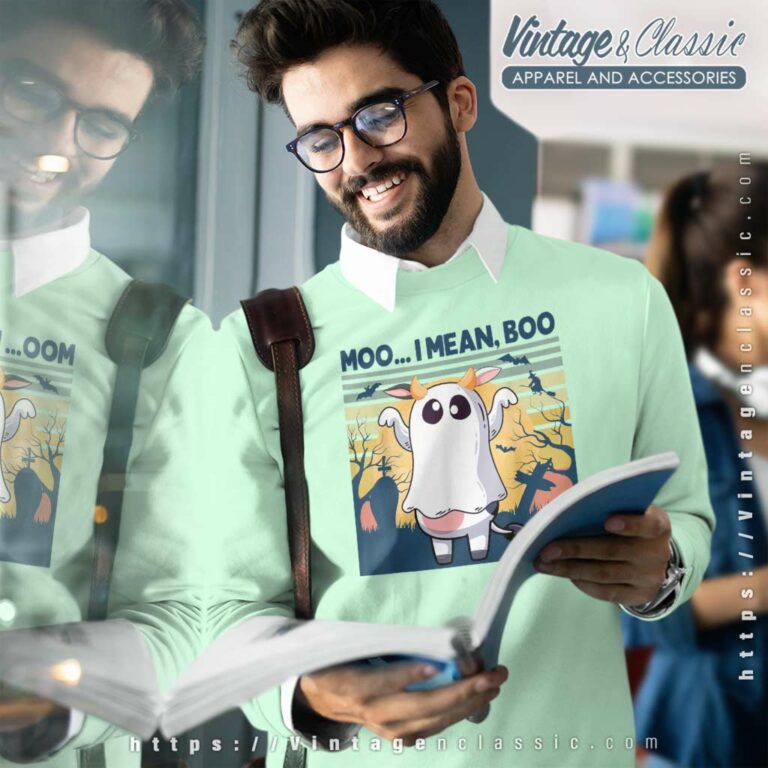 Moo I Mean Boo Halloween Cow Ghost Moo Cow Sweatshirt Moo I Mean Boo Halloween Cow Ghost Moo Cow Sweatshirt