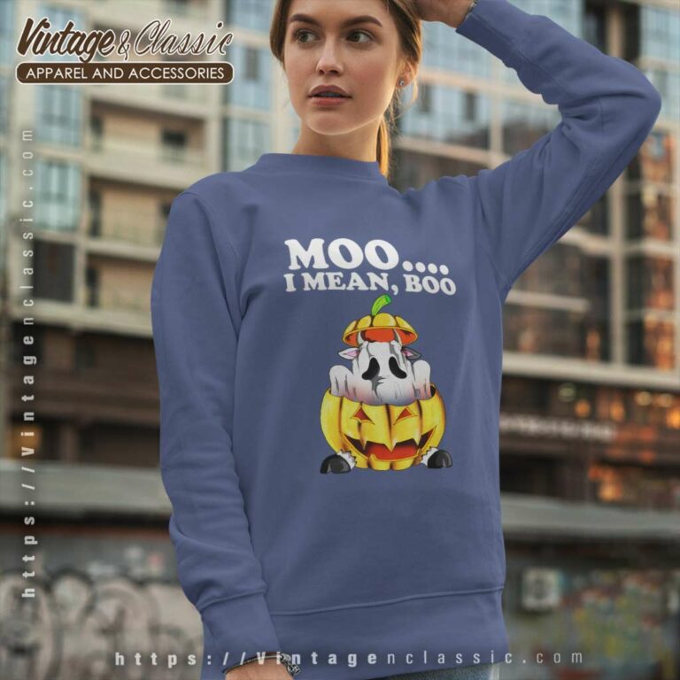 Moo I Mean Boo Halloween Pumpkin Cow Ghost Motif Cows Sweatshirt Moo I Mean Boo Halloween Pumpkin Cow Ghost Motif Cows Sweatshirt