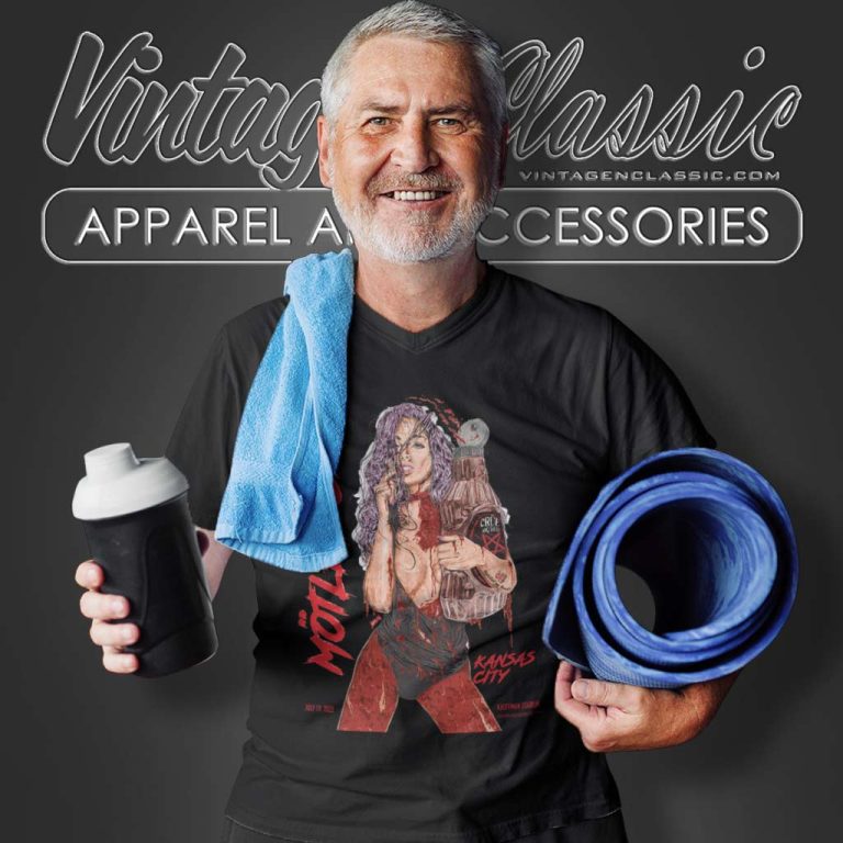 Motley Crue Kansas City Mo Event Poster V Neck TShirt Motley Crue Kansas City Mo Event Poster V Neck TShirt