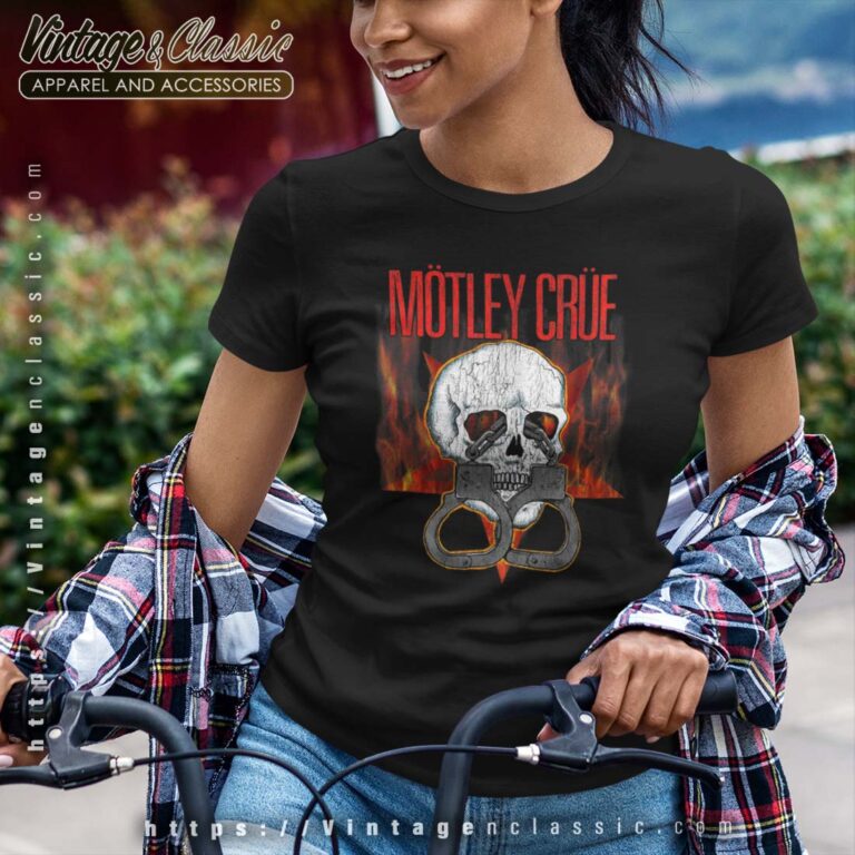 Motley Crue Skull Flames Tshirt Motley Crue Skull Flames Tshirt