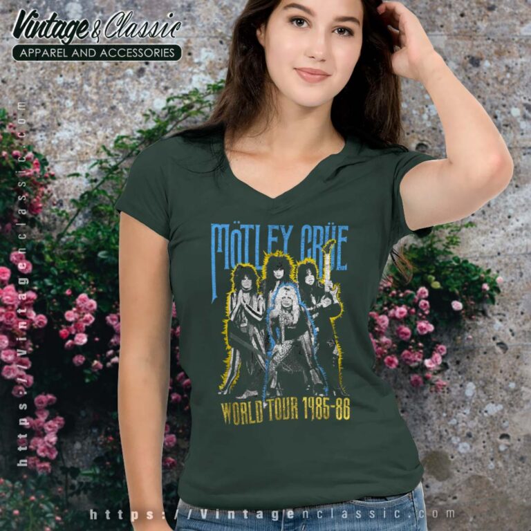 Motley Crue World Tour 85 86 Vneck Motley Crue World Tour 85 86 Vneck