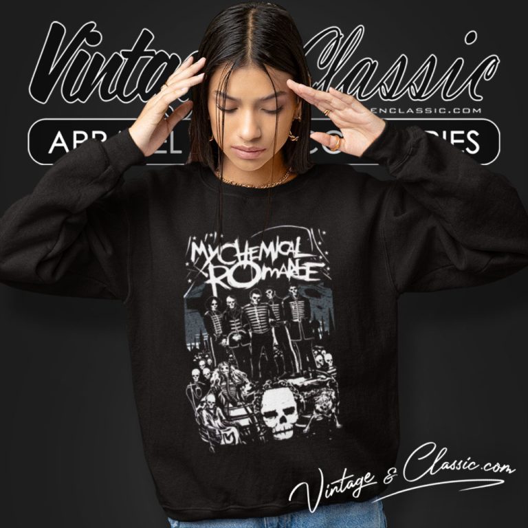 My Chemical Romance Dead Parade Sweatshirt My Chemical Romance Dead Parade Sweatshirt
