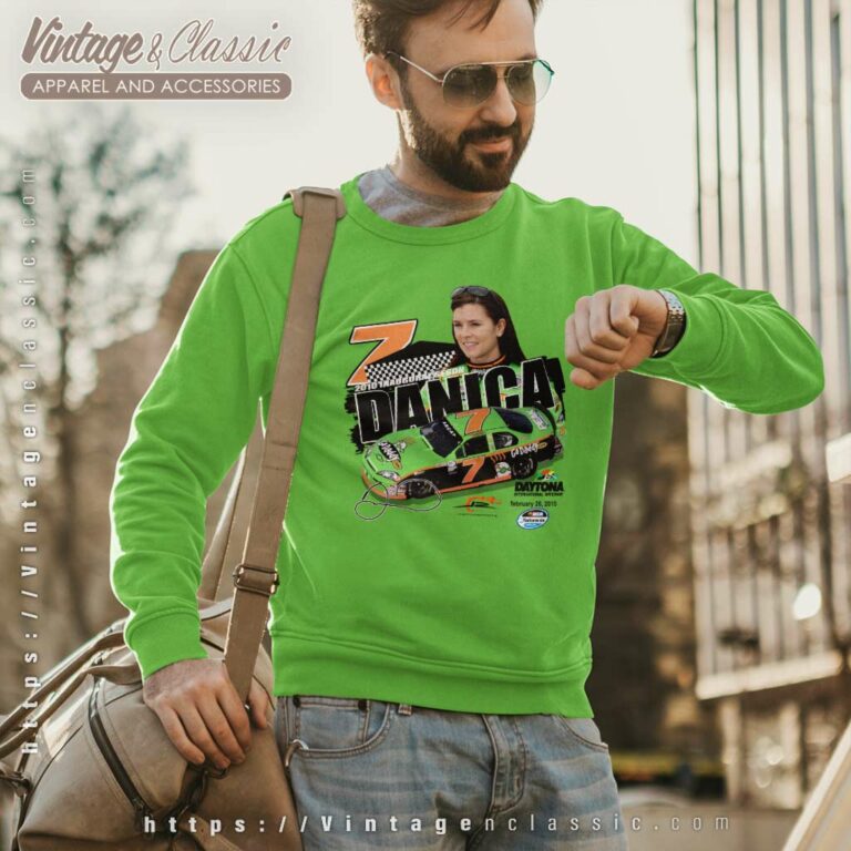 Nascar Danica Patrick 7 Godaddy Vintage Sweatshirt Nascar Danica Patrick 7 Godaddy Vintage Sweatshirt