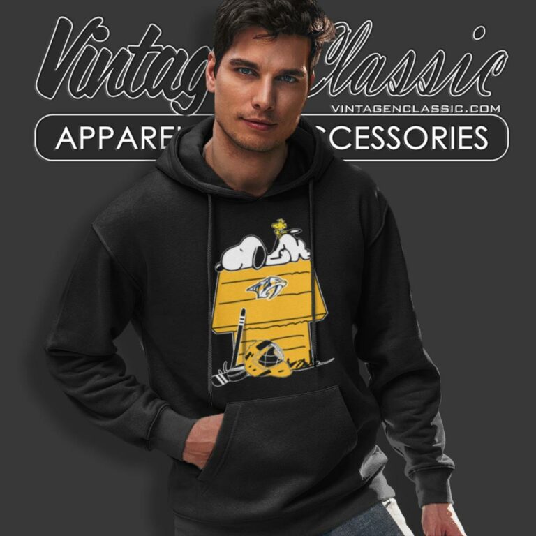 Nashville Predators Hockey Snoopy Woodstock The Peanuts Movie Hoodie Nashville Predators Hockey Snoopy Woodstock The Peanuts Movie Hoodie