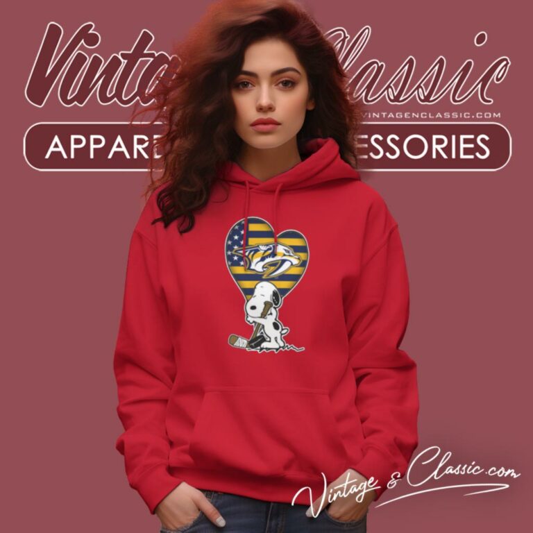Nashville Predators Nhl Hockey The Peanuts Movie Adorable Snoopy Hoodie Nashville Predators Nhl Hockey The Peanuts Movie Adorable Snoopy Hoodie