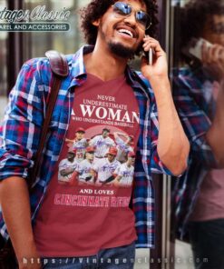 Never Underestimate A Woman Who Understands And Loves Cincinnati Reds V Neck TShirt