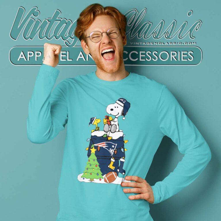 New England Patriots Christmas Snoopy Long Sleeve Tee New England Patriots Christmas Snoopy Long Sleeve Tee