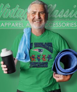 New England Patriots Grateful Dead Dancing Bears V Neck TShirt