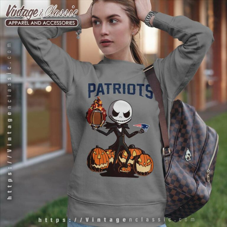 New England Patriots Jack Skellington Halloween Sweatshirt New England Patriots Jack Skellington Halloween Sweatshirt