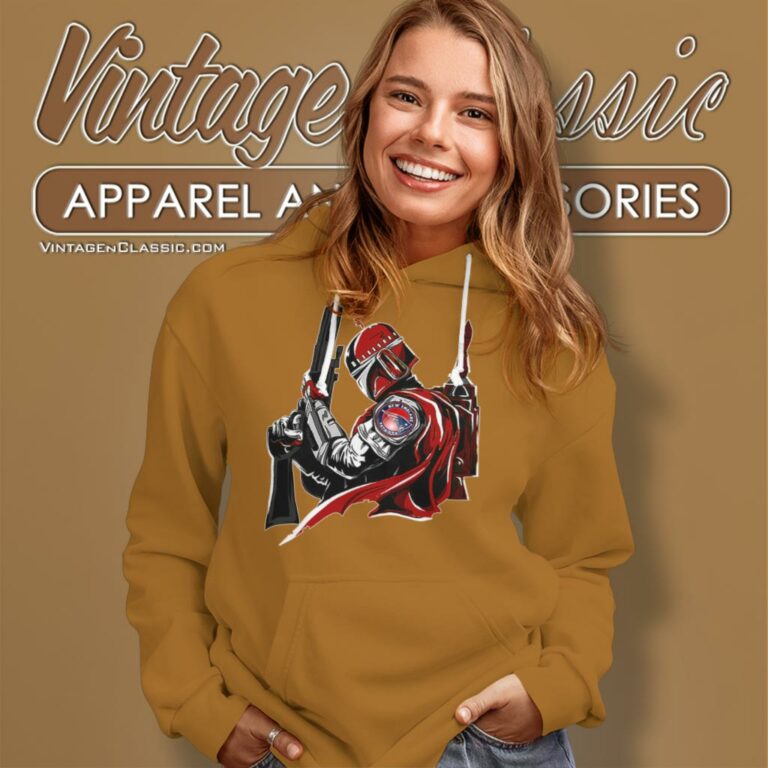 New England Patriots Mandalorian Star Wars Hoodie New England Patriots Mandalorian Star Wars Hoodie